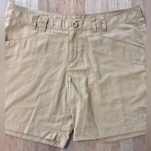 🤎NORTH FACE SHORTS